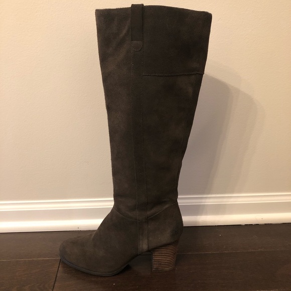 Tesori Brown Suede Boots - Picture 7 of 8